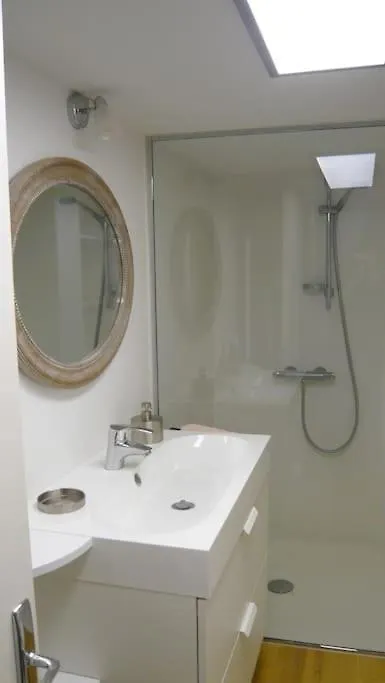 Le Regrattier St Louis Apartment Paris